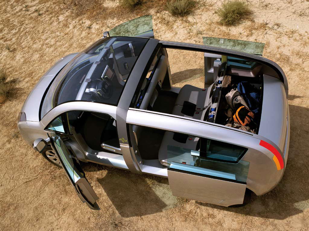 Citroen C-Crosser 2001 003.jpg